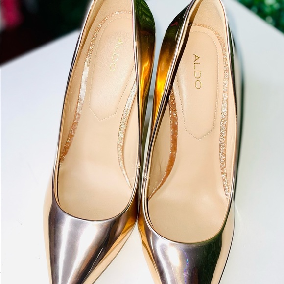 Aldo Women Light Pink Metallic Stiletto Heel Size 9 Synthetic Pump Slip-On - Picture 7 of 7